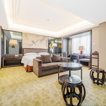 Zhongshan International Hotel Exterior photo