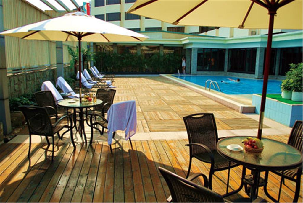 Zhongshan International Hotel Exterior photo