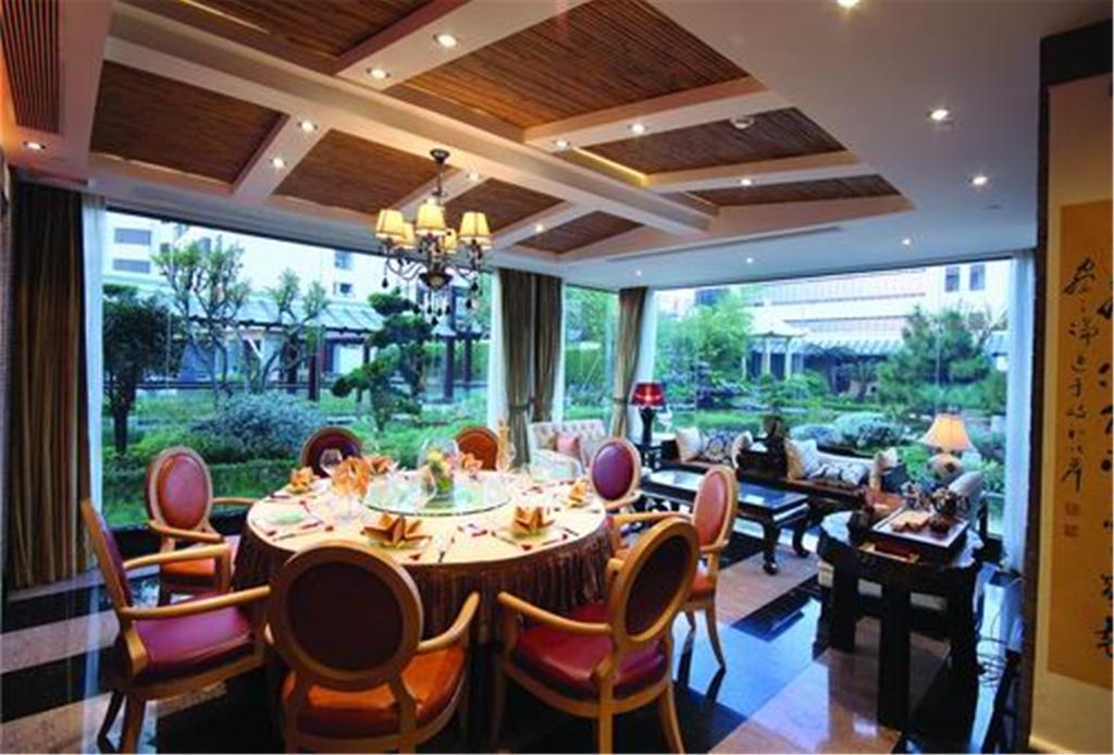 Zhongshan International Hotel Exterior photo